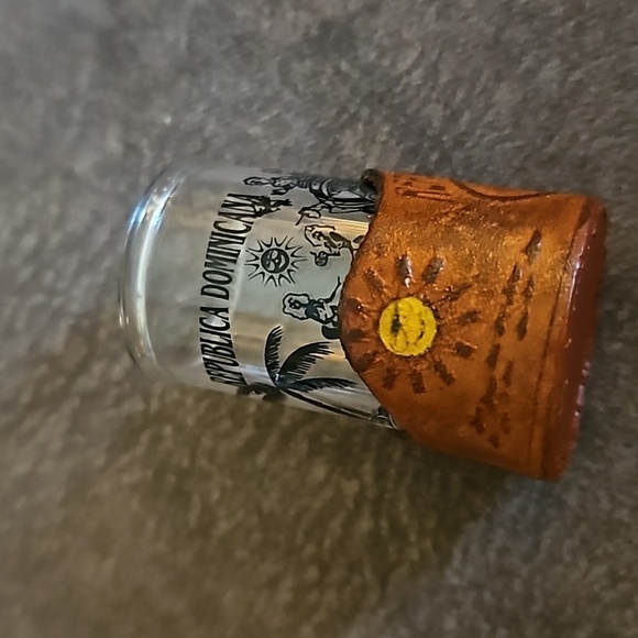 3/$30 Dominican Republic Leather Tooled Tourist Shot Glass - Picture 5 of 8